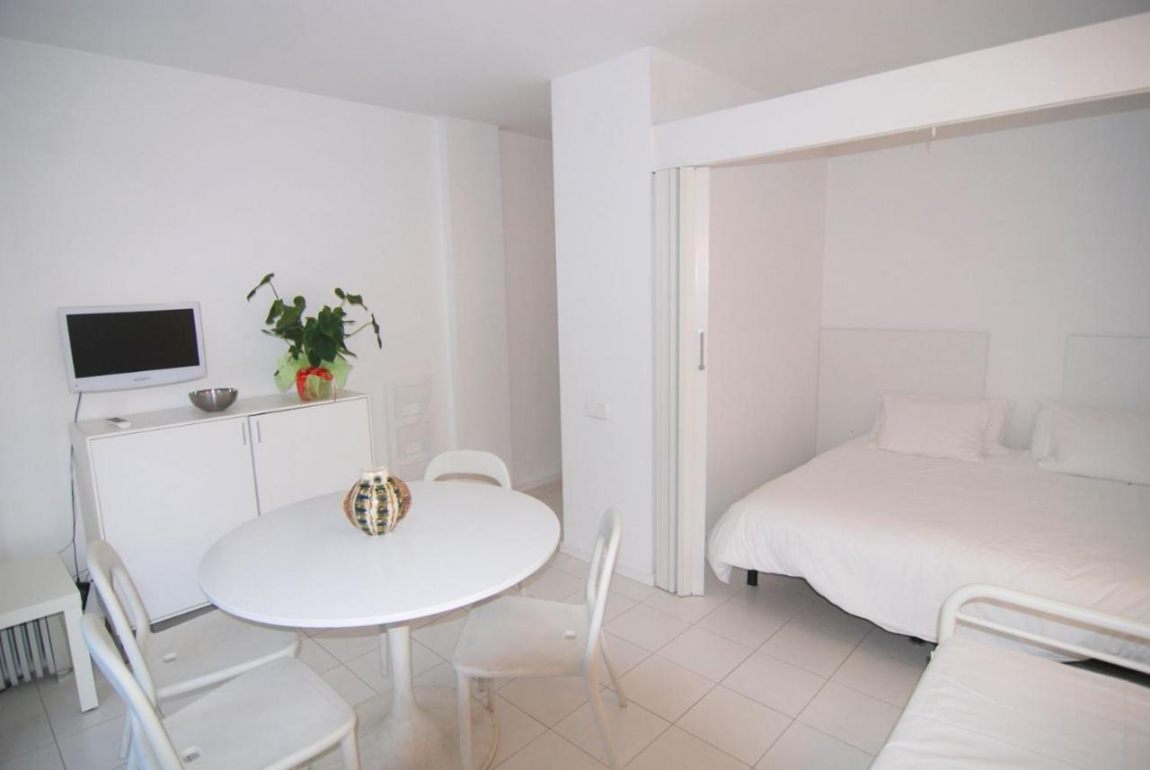 Apartament Zeus Alexis Ii *