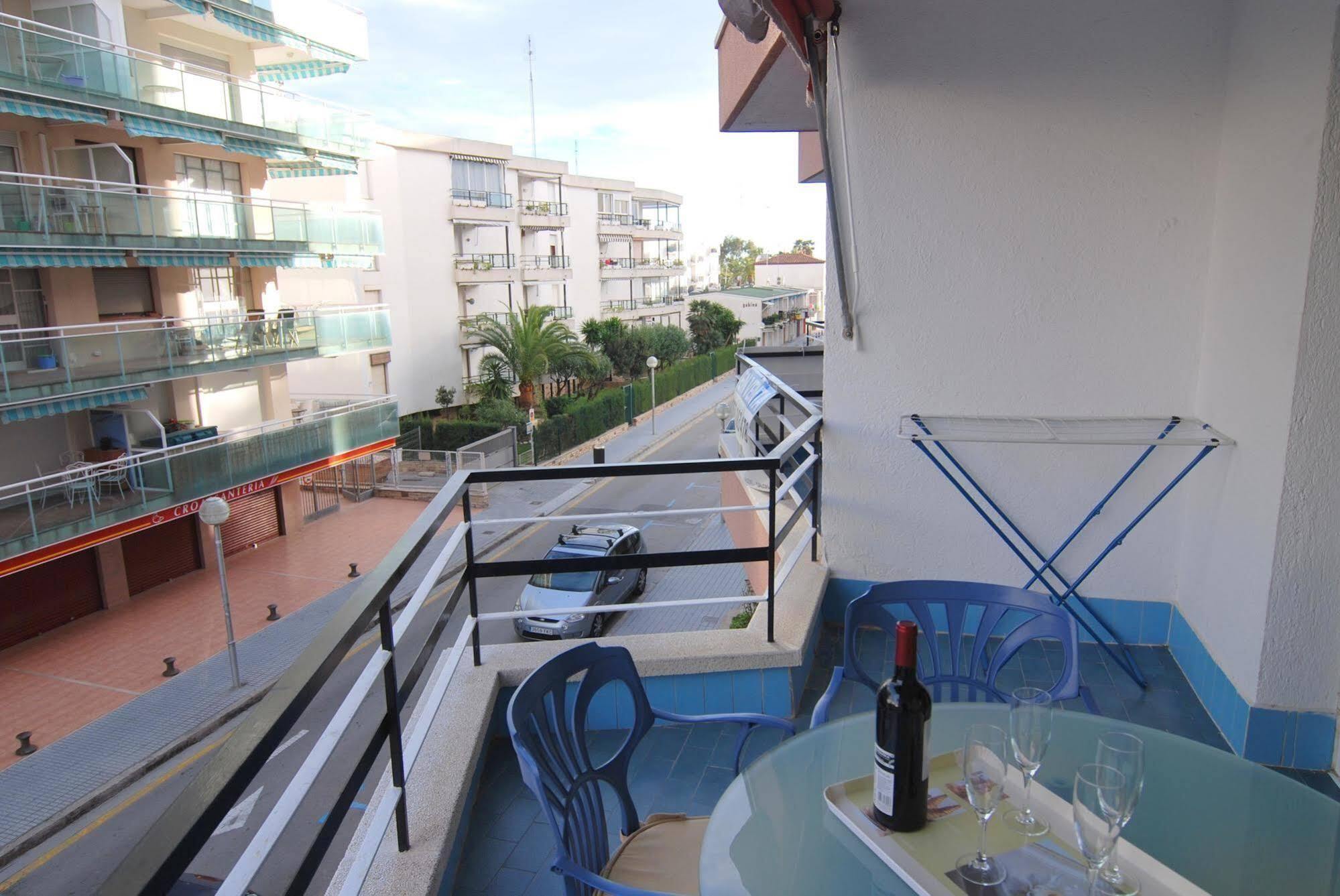 Zeus Alexis Ii Apartament