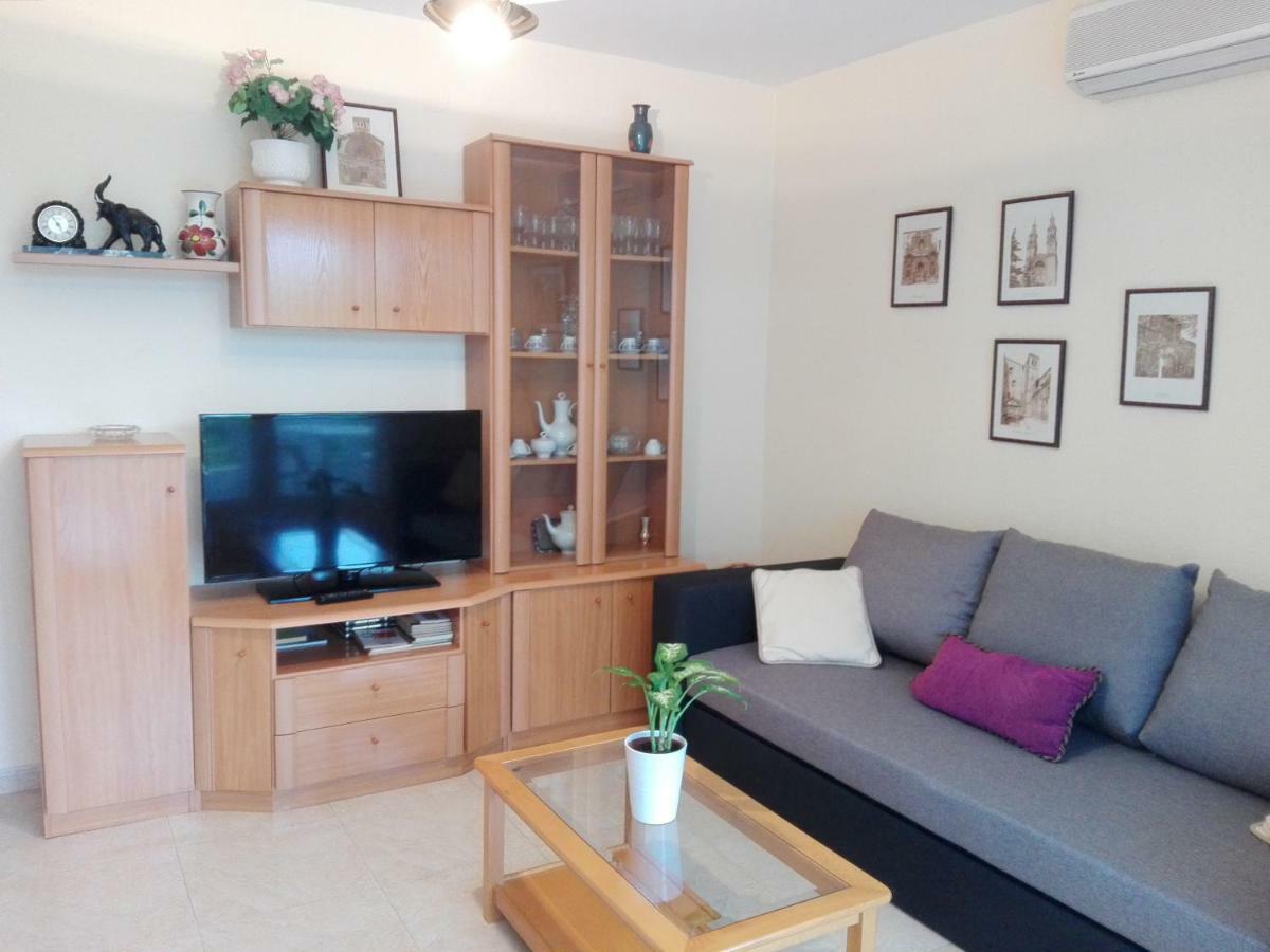 Zeus Alexis Ii Apartment